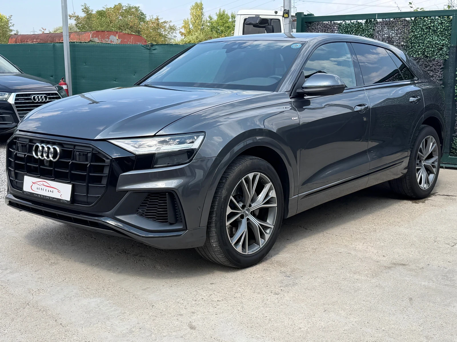 Audi Q8 S line x 3/Led/Navi/Keyless/СОБСТВЕН ЛИЗИНГ