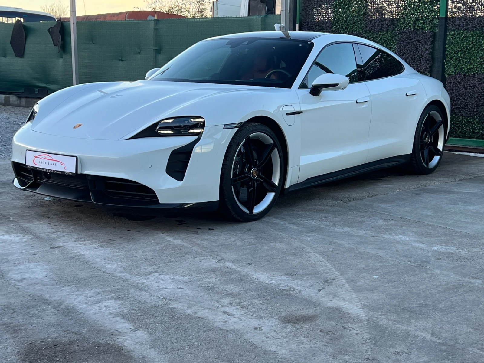 Porsche Taycan TURBO S/CAM/NAVI/PANO/СОБСТВЕН ЛИЗИНГ